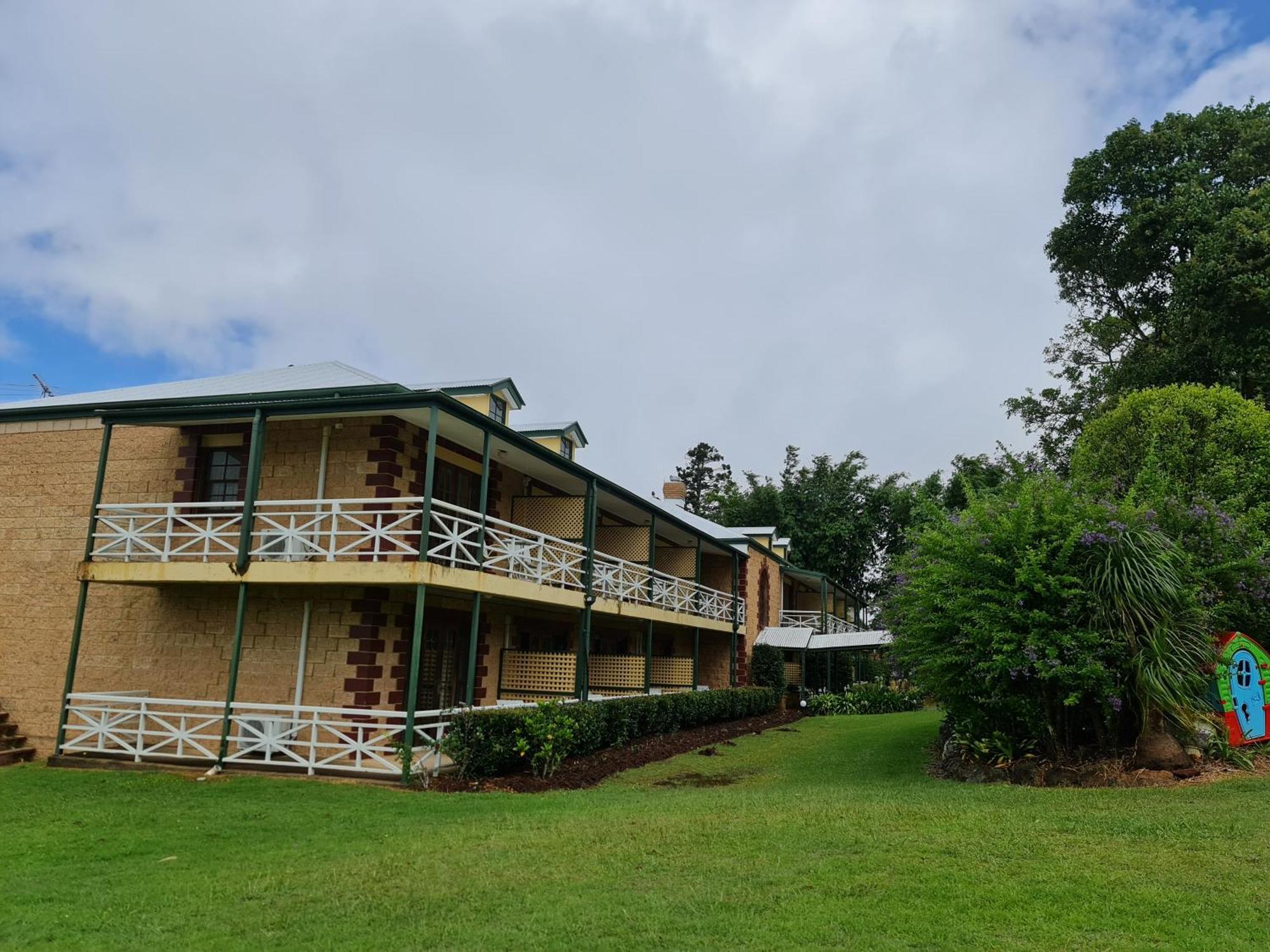 The Manor Tamborine Mountain Hotell Exteriör bild